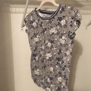 Kids size large short sleeve shirt